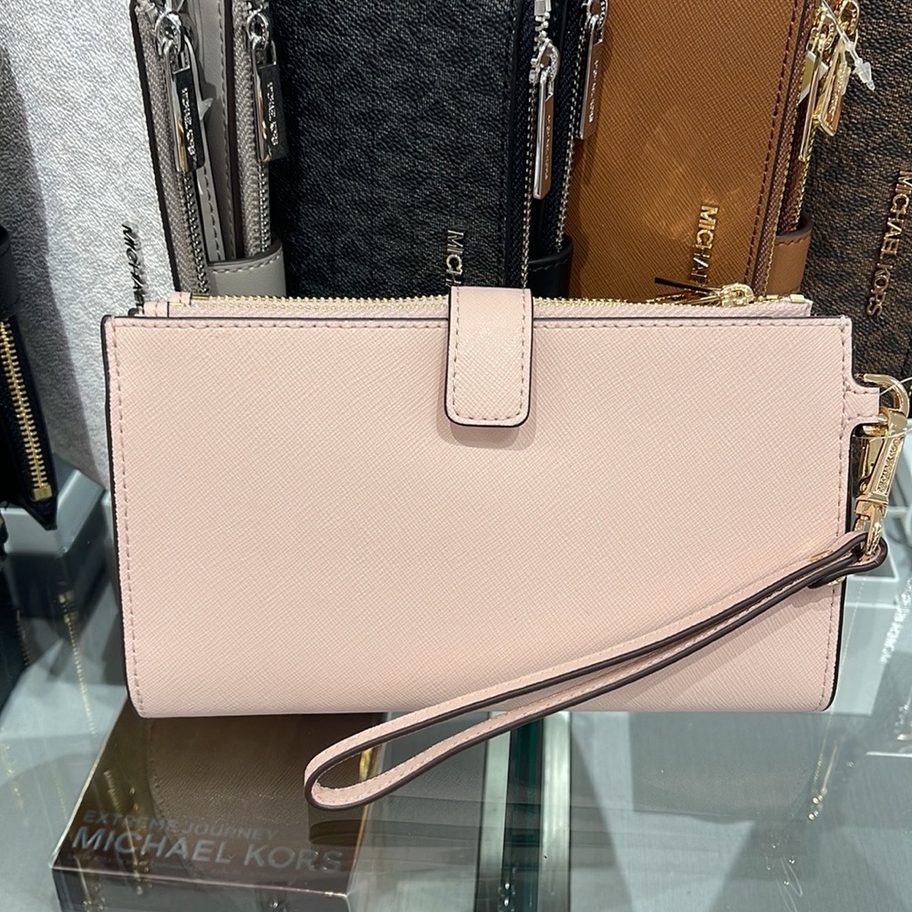 MICHAEL KORS LARGE DOUBLE ZIP WRISTLET WALLET PHONE CASE CLUTCH 
Powder Blush - Picture 15 of 16